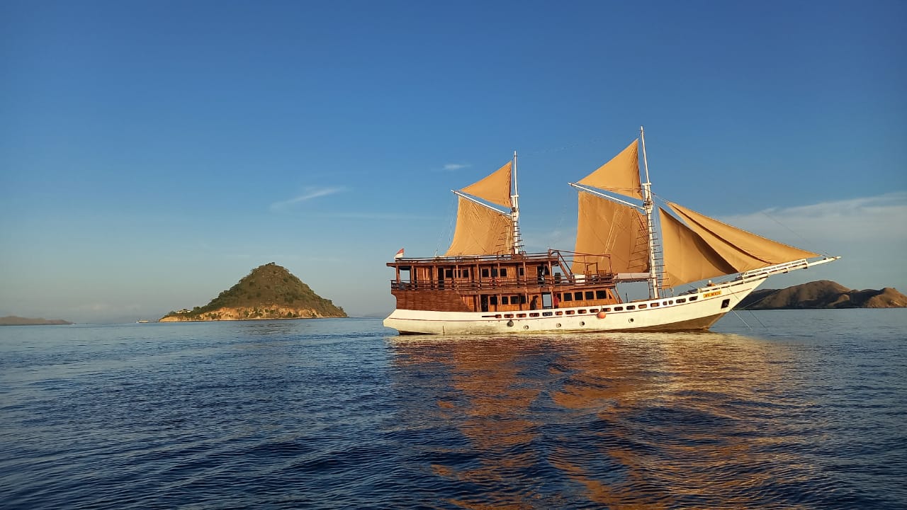 Shared Komodo Tour 3D/2N